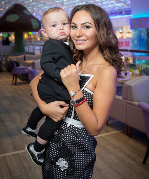 Инна Жиркова с младшим сыном Даниилом