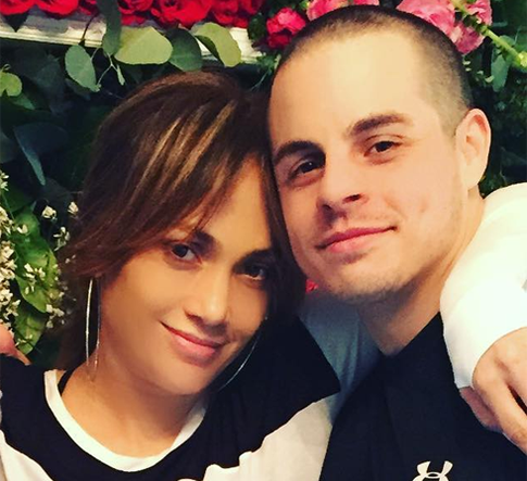 Дженнифер Лопес бросила Каспера Смарта из-за измены?