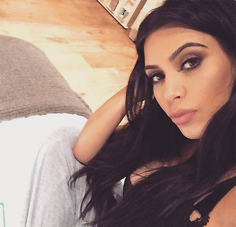 Ким Кардашьян еще не придумала имя новорожденному сыну