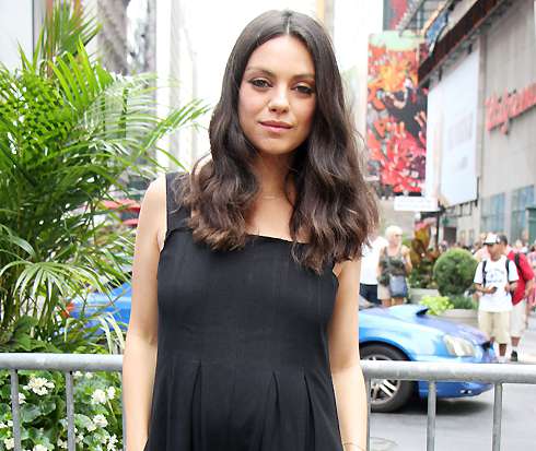 Мила Кунис задумалась о третьем ребенке?