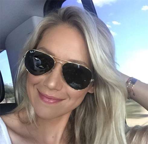 Анна Курникова