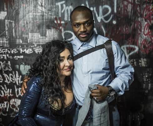 Партнером певицы на съемочной площадке стал чернокожий рэпер N`Pans