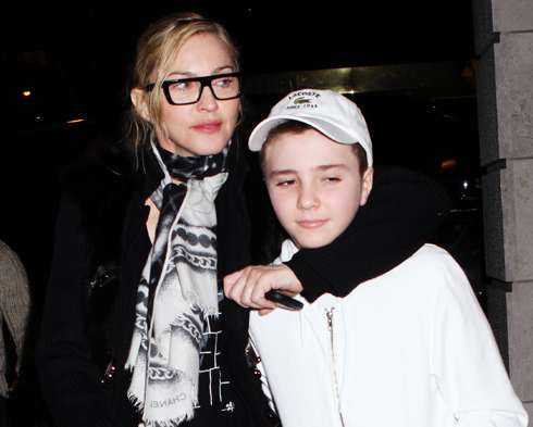 Мадонна и ее сын Рокко
