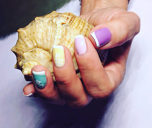 Маникюр по фэн-шуй: как красить ногти, чтобы вас догнала удача