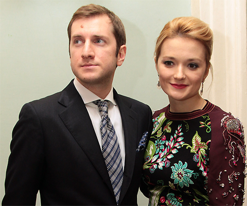 Муж Нади Михалковой признался в любви ее сестре