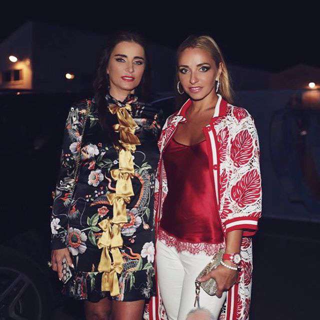 Татьяна Навка и Ольга Крутая при полном параде