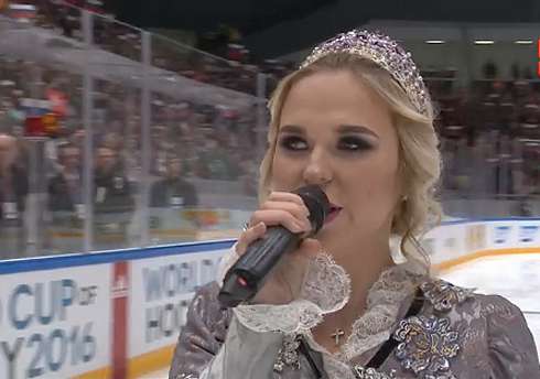  Пелагея поет гимн России