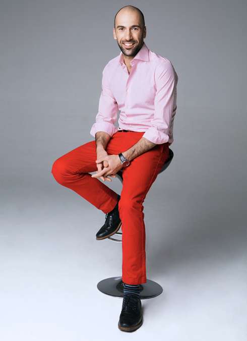  «Я понял, что хочу иметь хорошую квартиру, хорошую машину, хорошую одежду — и это нормальное желание», - считает Евгений Папунаишвили