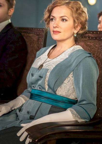 Мария Порошина, несмотряна статус многодетной мамы, успевает много сниматься в кино