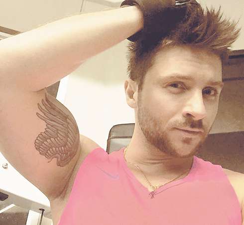 Сергею Лазареву, чтобы проснуться, необходим контрастный душ Сергею Лазареву, чтобы проснуться, необходим контрастный душ