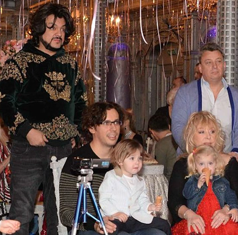 Дети Пугачевой ходят в элитный сад за 320 тысяч