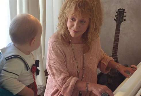 Алла Пугачева стала учительницей музыки для Вероники Николаевой