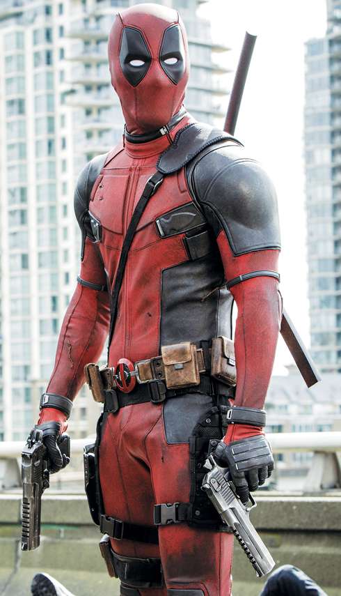 «Каково мне было в костюме Дэдпула? Как в гигантском красном презервативе — жарко и тесно. А казалось, что у супергероев удобная одежда» «Каково мне было в костюме Дэдпула? Как в гигантском красном презервативе — жарко и тесно. А казалось, что у супергероев удобная одежда»