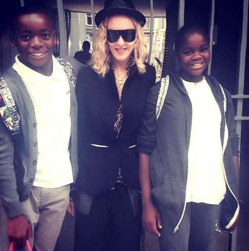 Мадонна с младшими детьми