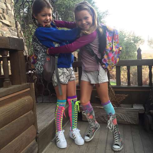 Дочки-близнецы Ребекки Ромин