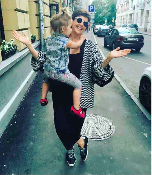 Ольга Шелест с дочерью