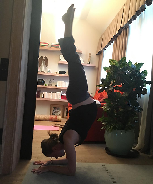 Ксения Собчак не видит причин для отказа от йоги