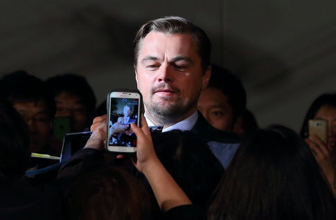 Леонардо Ди Каприо изменяет своей подружке?