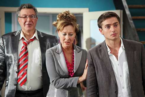 Партнерами Стебунова в сериале «Моя безумная семья» были Андрей Ургант и Лариса Удовиченко