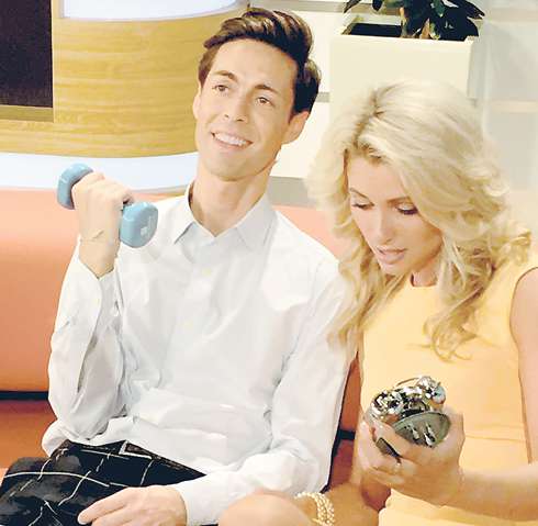 В эфире утреннего шоу Марк, по его же словам, прижился. И даже ранние подъемы певцу уже не кажутся пыткой для организма