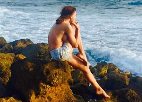 Любовь Толкалина не первый раз показывает свои обнаженные снимки