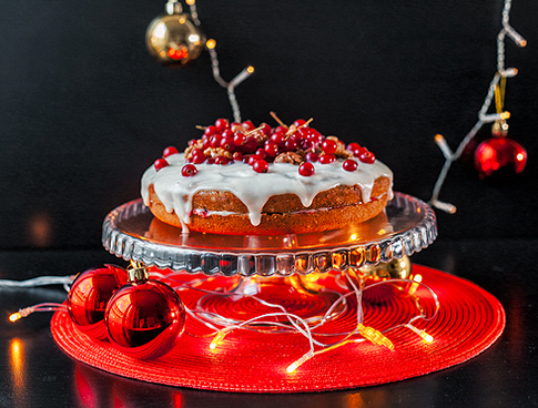 Яркий торт в год Обезьяны