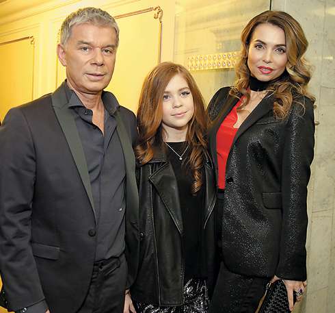 Олег Газманов с семьей