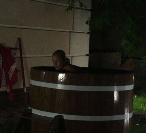 Волочкова закаляется даже по ночам