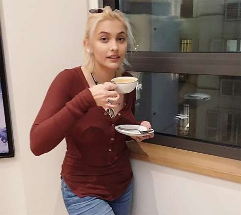 Пэрис Джексон