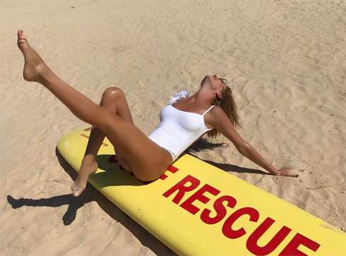 Несколько дней назад певица выглядела стройной