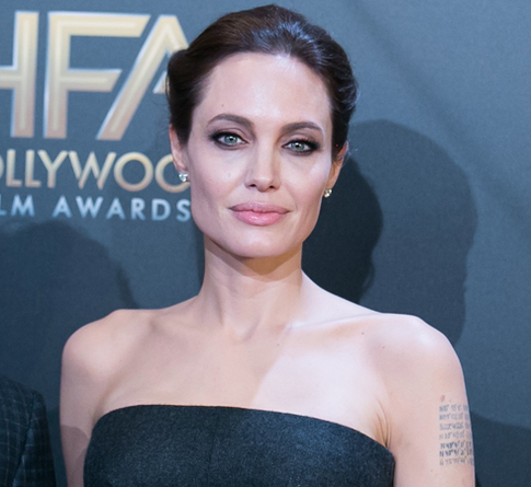 Анджелина Джоли усыновит еще одного ребенка?