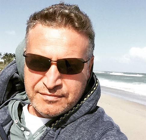 Агутин опубликовал пикантное фото