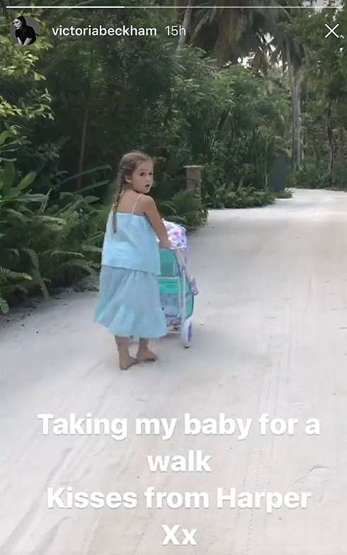 Виктория показала подросшую Харпер