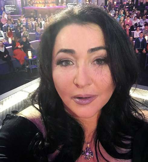 Лолита Милявская нарастила волосы Лолита Милявская нарастила волосы