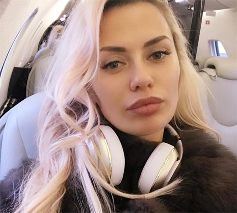 Бывший муж Вики Бони забрал ее дочь