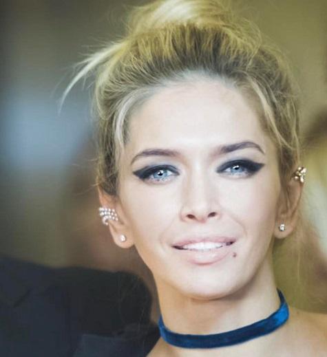 Вера Брежнева взлетела над Нью-Йорком