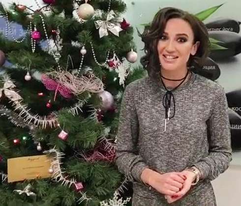 Ольга Бузова интересуется предложениями по поводу встречи Нового года