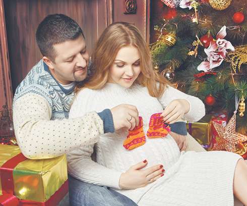 Алексей, муж Марины, не имеет отношения к музыкальной индустрии, однако с пониманием относится к работе супруги и всячески ее поддерживает