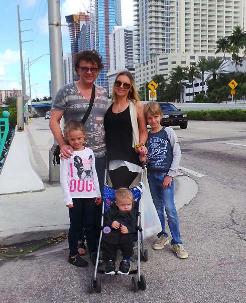 Новогодние каникулы семья Ромы Жукова провела в Майами