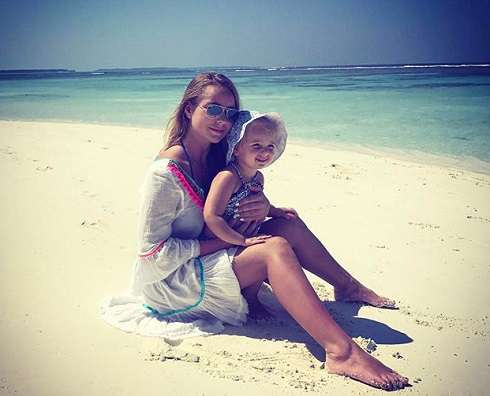 Саша Жулина и Надежда Пескова Саша Жулина и Надежда Пескова