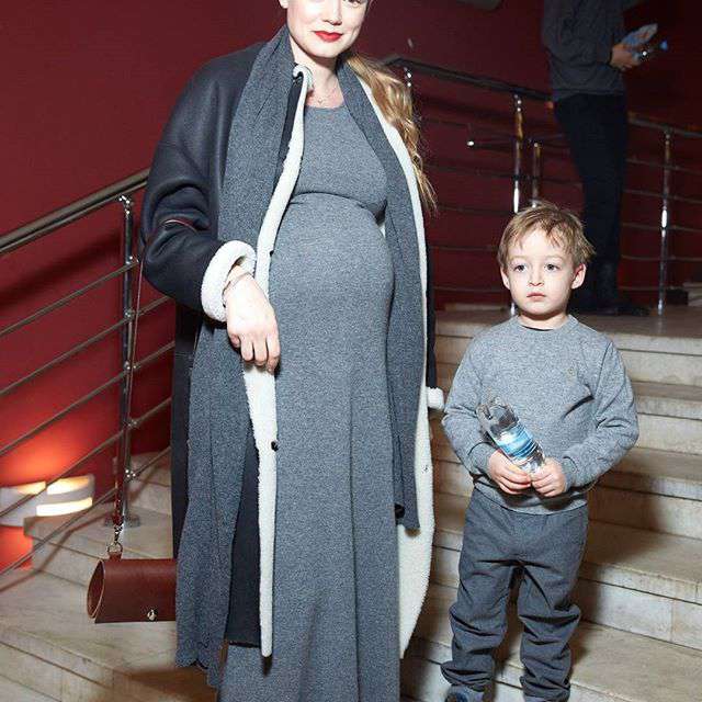 Оксане нравится роль мамы