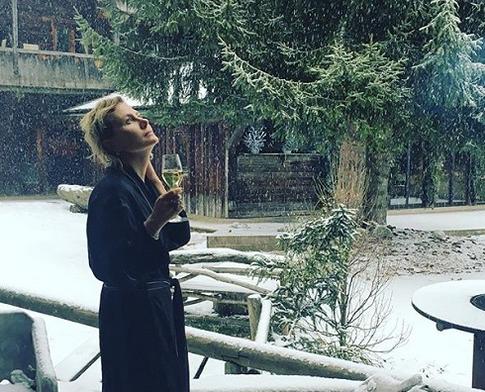 Земфира трогательно поздравила с юбилеем Ренату Литвинову