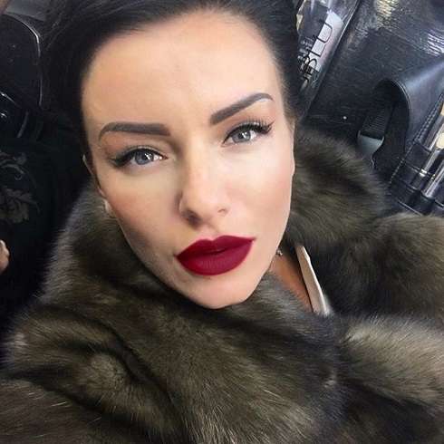 Юля Волкова