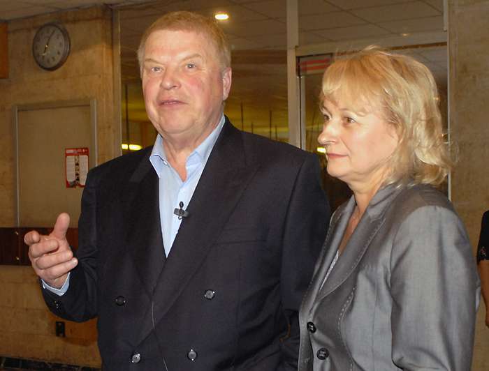 Михаил Кокшенов с женой
