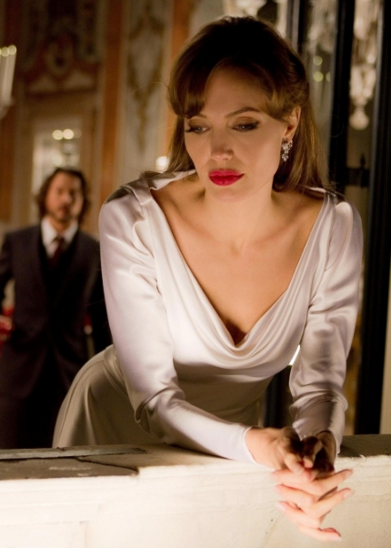 Джоли принимает у себя нового избранника