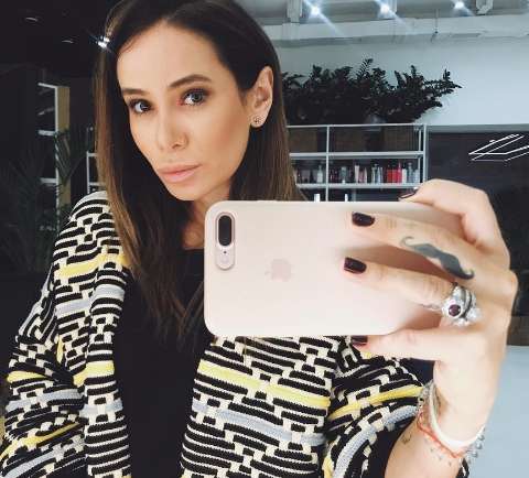 Айза Анохина