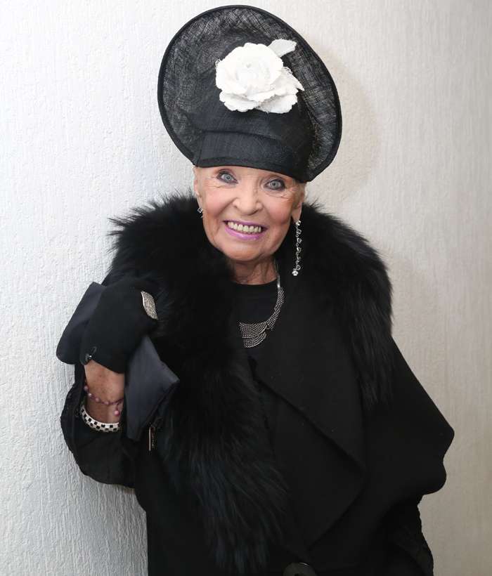 Актриса Светлана Светличная