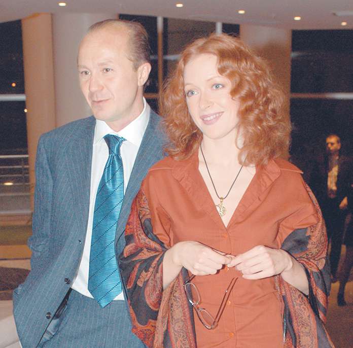 Наталью и ее супруга Андрея Панина часто называли яркой актерской парой. И еще они стали родителями двух сыновей, которые, по слухам, уже думают об актерской карьере