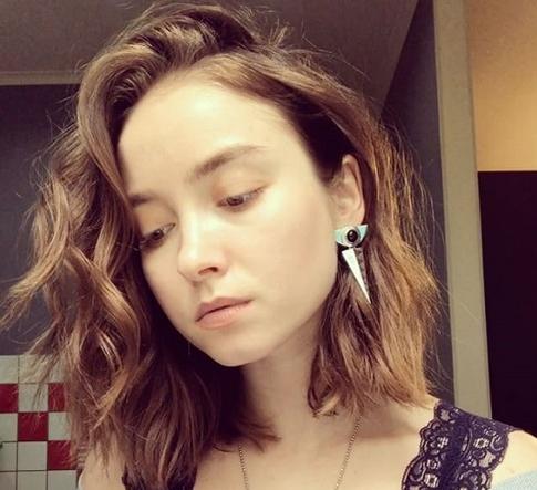 Актриса сериала «Молодежка» Юлия Маргулис прошла в финал кастинга группы Serebro