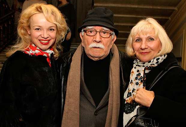 Виталина Цымбалюк-Романовская, Армен и Марина Джигарханян